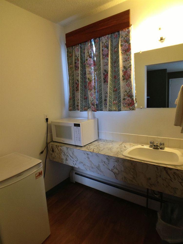 Galaxy Motel St. Paul Dış mekan fotoğraf