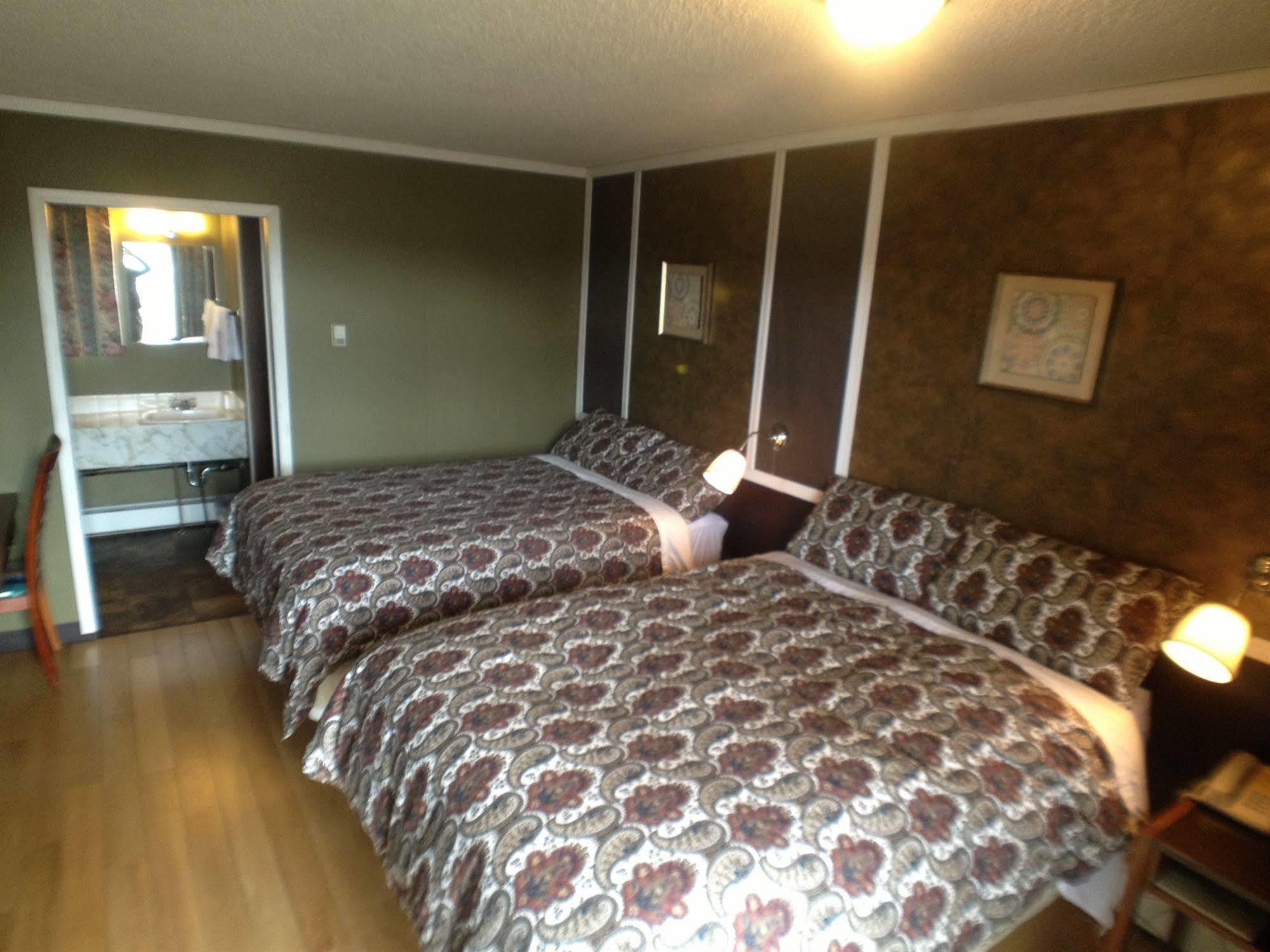 Galaxy Motel St. Paul Dış mekan fotoğraf