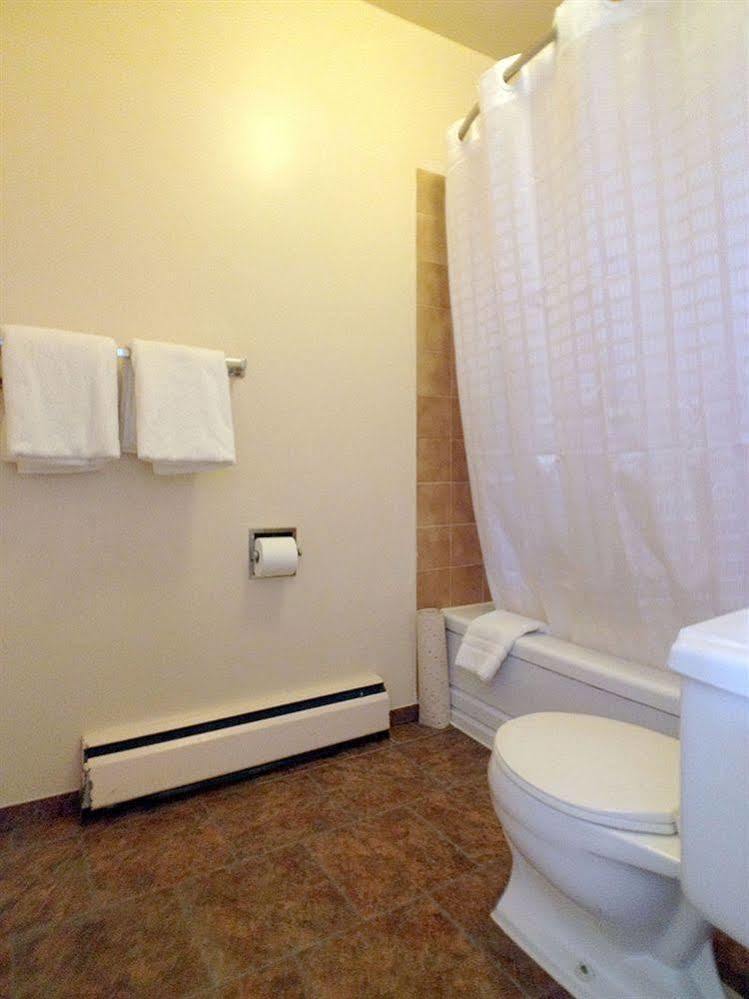 Galaxy Motel St. Paul Dış mekan fotoğraf